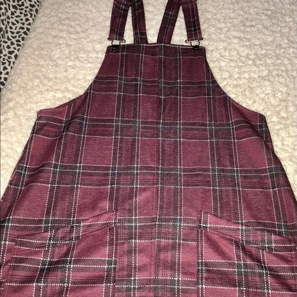 Overall dress - Picture 2 of 5